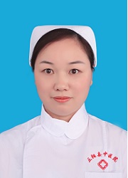 护士长李慧.jpg